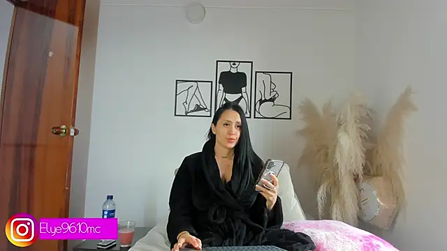 ellie mcdonald online show from 24, 3, 2026