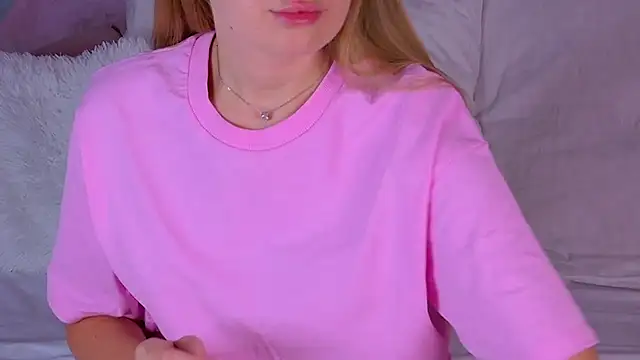 BeatriceEsmont online show from 16, 10, 2025