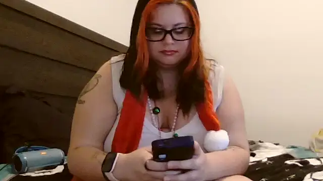 HoneyBear19 online show from 19, 11, 2025