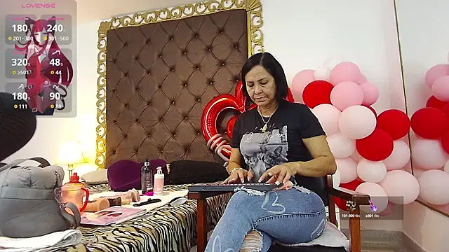 RubyBonnet  online show from 19, 2, 2025