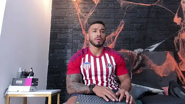 Snapshot of bruno_miller_ chatting on 24, 10, 2025 bruno miller online show from 24, 10, 2025