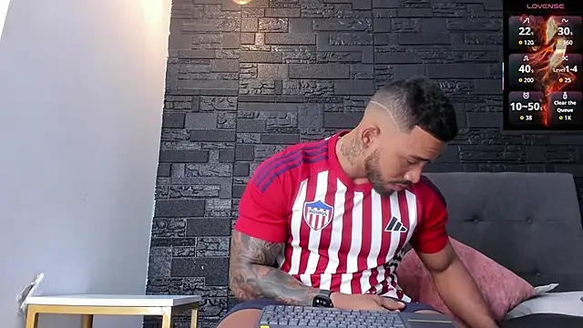 Snapshot of bruno_miller_ chatting on 18, 10, 2025 bruno miller online show from 18, 10, 2025