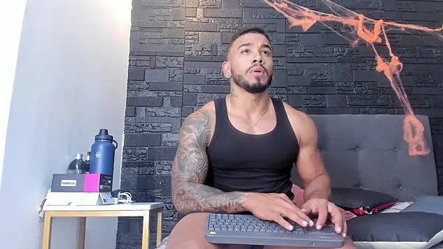 Snapshot of bruno_miller_ chatting on 31, 10, 2025 bruno miller online show from 31, 10, 2025