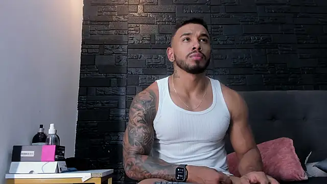 Snapshot of bruno_miller_ chatting on 7, 11, 2025 bruno miller online show from 7, 11, 2025