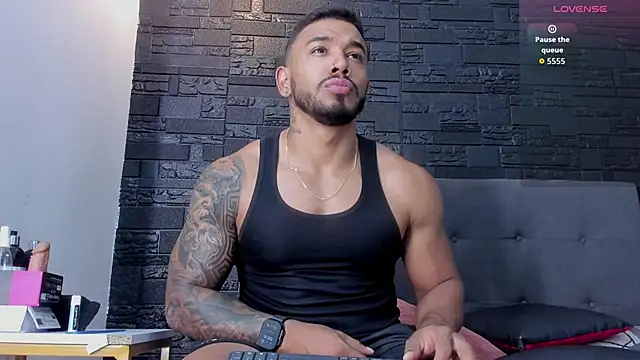 Snapshot of bruno_miller_ chatting on 9, 11, 2025 bruno miller online show from 9, 11, 2025