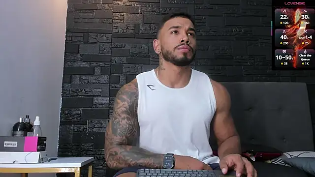 Snapshot of bruno_miller_ chatting on 17, 10, 2025 bruno miller online show from 17, 10, 2025