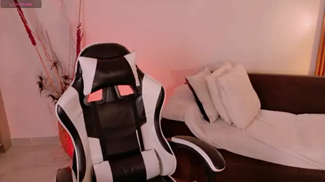 AnabelWolf online show from 25, 3, 2026