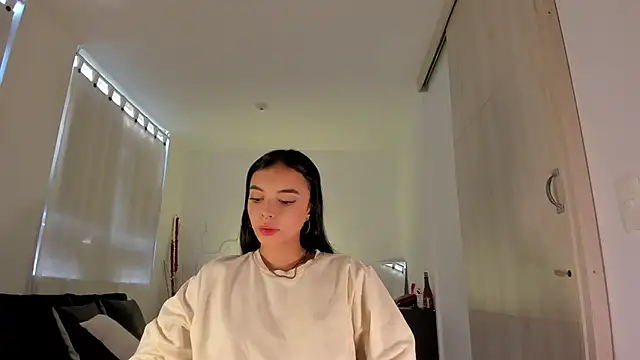 AnabelWolf online show from 25, 1, 2025