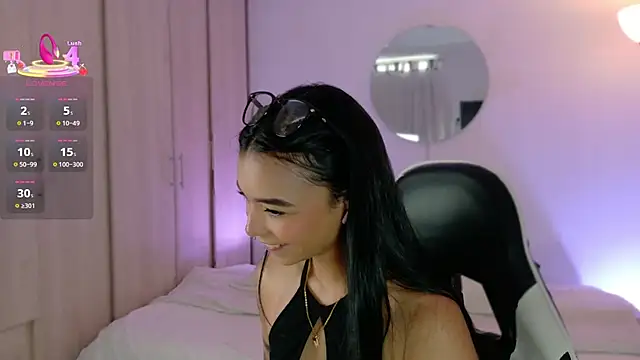 AnabelWolf online show from 9, 10, 2025