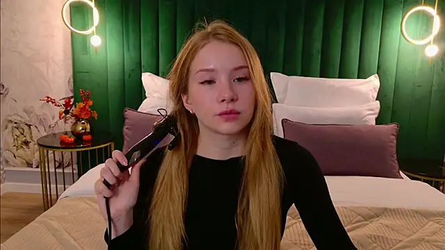MichelleReid online show from 25, 9, 2025
