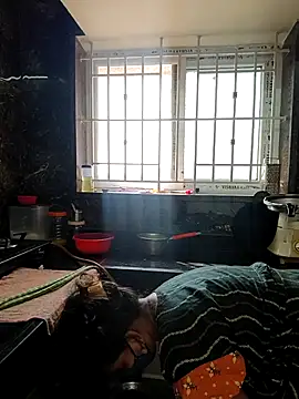 Tamil Shalini Lustyy online show from 3, 3, 2026