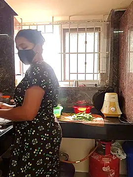 Tamil Shalini Lustyy online show from 7, 3, 2026