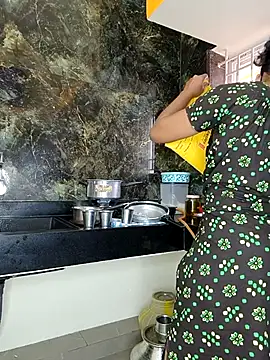 Tamil Shalini Lustyy online show from 22, 11, 2025