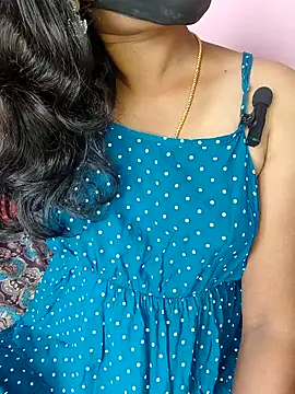 Tamil Shalini Lustyy online show from 25, 10, 2025