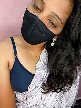 Tamil Shalini Lustyy online show from 10, 10, 2025