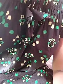 Tamil Shalini Lustyy online show from 8, 10, 2025