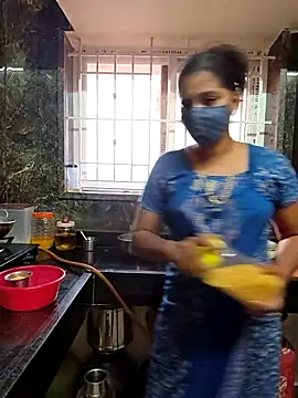 Tamil Shalini Lustyy online show from 5, 2, 2026