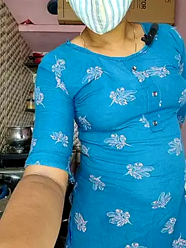 Tamil Shalini Lustyy online show from 17, 9, 2025