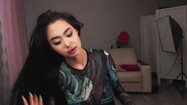 NamiLoveRoom online show from 17, 12, 2024