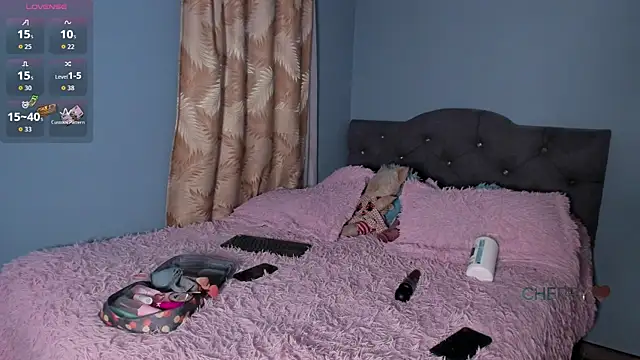 cherry coper online show from 14, 4, 2026