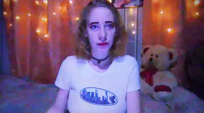 Snapshot of MelxMellie chatting on 24, 12, 2024 MelxMellie online show from 24, 12, 2024