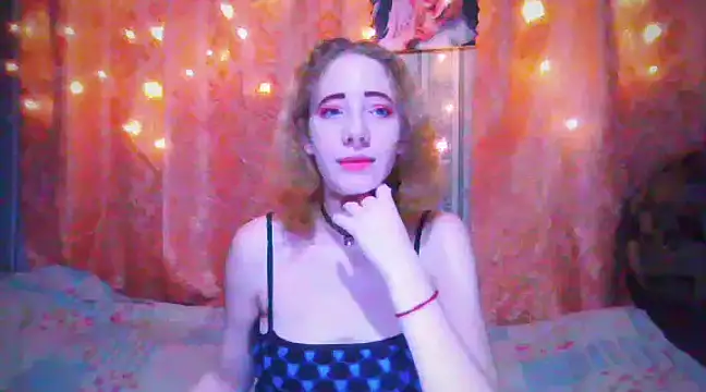 Snapshot of MelxMellie chatting on 22, 12, 2024 MelxMellie online show from 22, 12, 2024