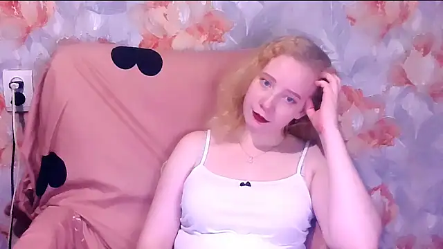 Snapshot of MelxMellie chatting on 1, 12, 2025 MelxMellie online show from 1, 12, 2025