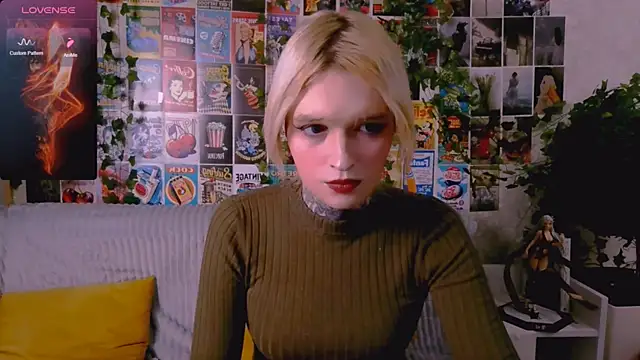 Snapshot of Simona_Rain chatting on 21, 11, 2025 Simona Rain online show from 21, 11, 2025