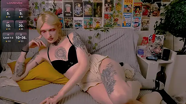 Snapshot of Simona_Rain chatting on 26, 9, 2025 Simona Rain online show from 26, 9, 2025