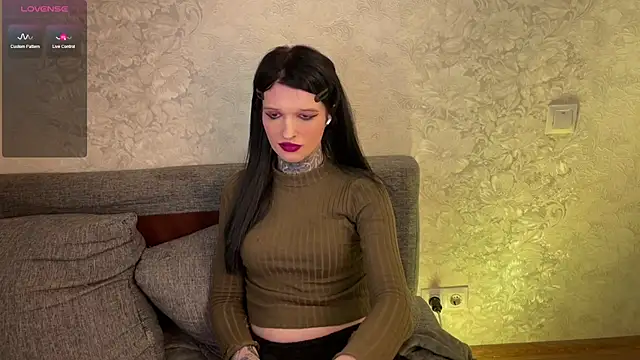 Snapshot of Simona_Rain chatting on 8, 3, 2025 Simona Rain online show from 8, 3, 2025