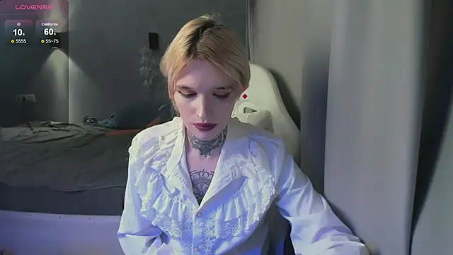 Snapshot of Simona_Rain chatting on 30, 11, 2025 Simona Rain online show from 30, 11, 2025