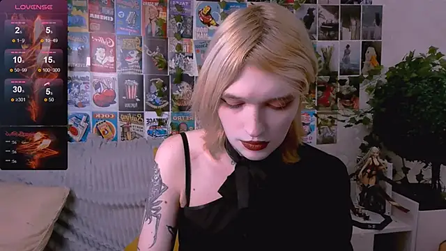 Snapshot of Simona_Rain chatting on 16, 11, 2025 Simona Rain online show from 16, 11, 2025