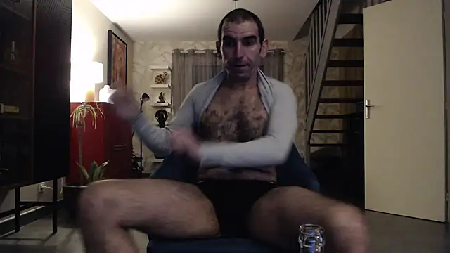 Snapshot of Samir_44200 chatting on 4, 3, 2026 Samir 44200 online show from 4, 3, 2026