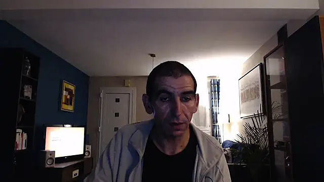 Snapshot of Samir_44200 chatting on 5, 12, 2024 Samir 44200 online show from 5, 12, 2024