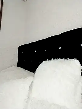 ElizabethWeil online show from 5, 11, 2025