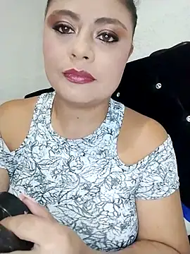 ElizabethWeil online show from 22, 10, 2025