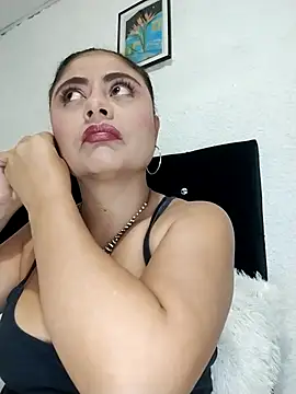 ElizabethWeil online show from 24, 11, 2025