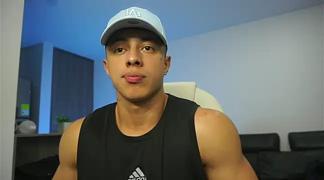 Snapshot of devin_hunter1 chatting on 6, 12, 2024 devin hunter1 online show from 6, 12, 2024