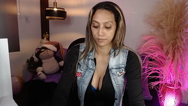 salome drasin online show from 14, 11, 2025