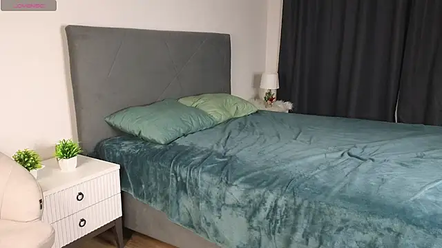 AudreyBearfield online show from 26, 12, 2024