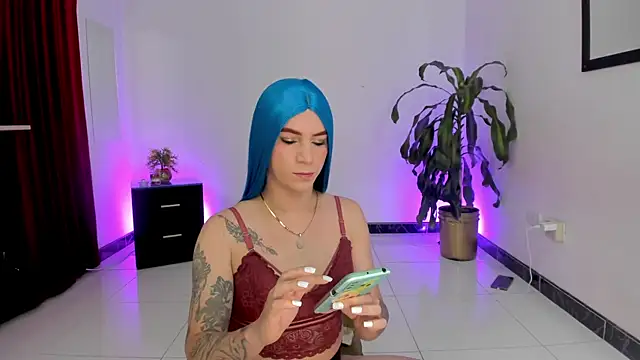 Snapshot of malybu_ chatting on 7, 6, 2026 malybu online show from 7, 6, 2026