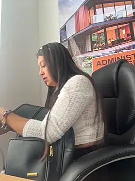 LIZ-06  online show from 17, 2, 2026