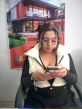 LIZ-06  online show from 6, 1, 2026