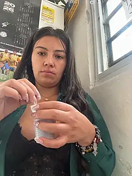 LIZ-06  online show from 20, 2, 2026