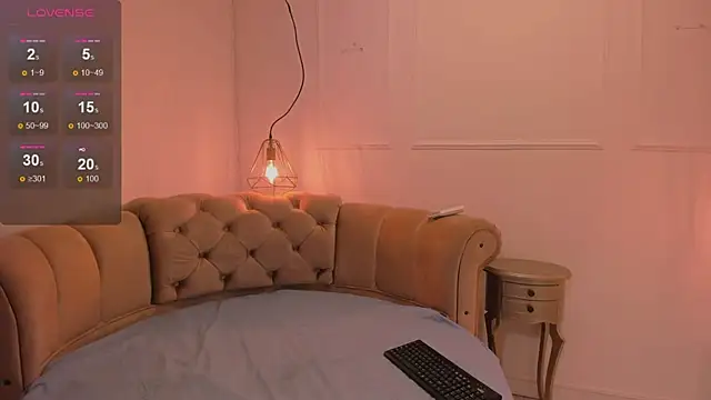 Snapshot of briannaduque chatting on 5, 3, 2025 briannaduque online show from 5, 3, 2025