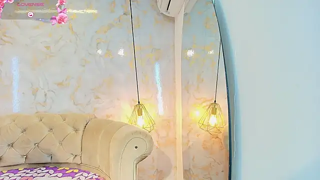 Snapshot of briannaduque chatting on 2, 10, 2025 briannaduque online show from 2, 10, 2025