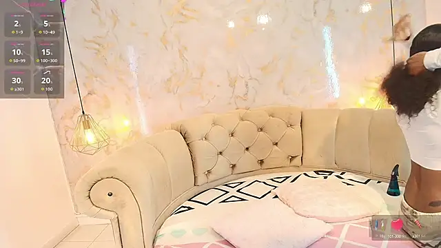 Snapshot of briannaduque chatting on 19, 9, 2025 briannaduque online show from 19, 9, 2025