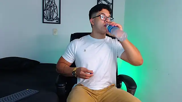 TravisJoplinn online show from 16, 12, 2024