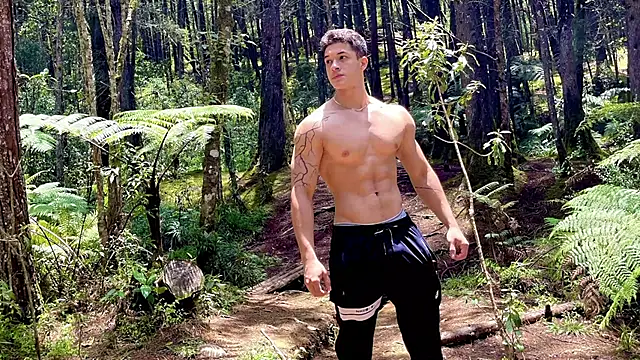 TravisJoplinn online show from 10, 12, 2024