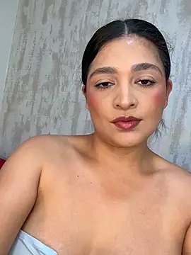 AdeleGray online show from 4, 7, 2026